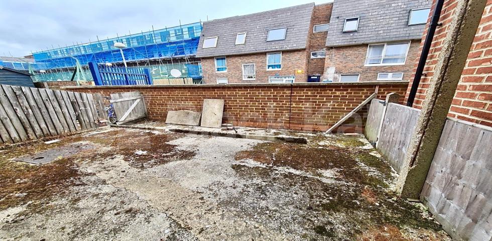 			VIRTUAL TOUR AVAILABLE!, 3 Bedroom, 1 bath, 1 reception House			 Mitford Road N19, HOLLOWAY / FINSBURY PARK